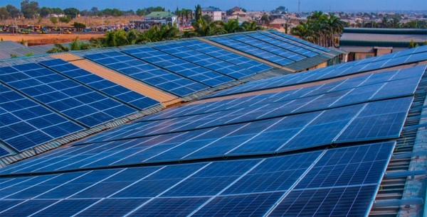 Hitachi Energy asigură un acord cu RWE pentru a accelera tranziția energetică în Europa