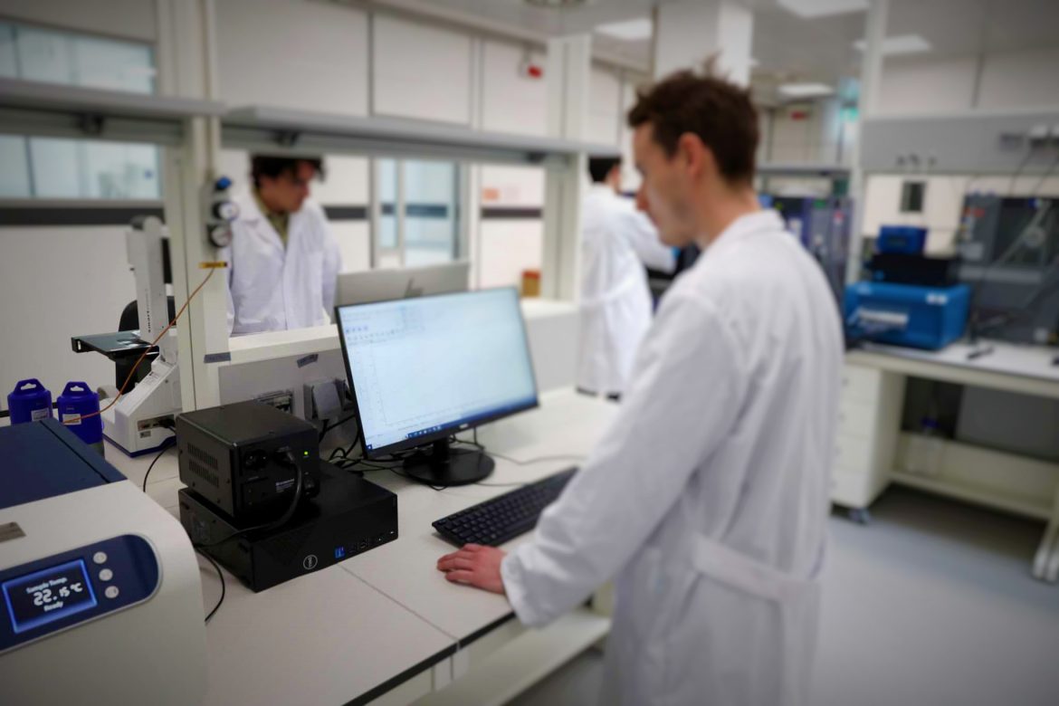 Inaugurarea Laboratorului E-Cells la Universitatea din Bologna: O Colaborare Inovatoare cu Ferrari și NXP