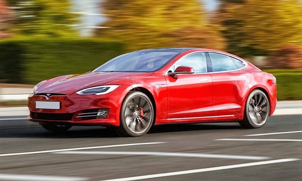 Tesla Show București, Cluj: Test Drives Disponibile în București si Iulius Mall, Cluj.