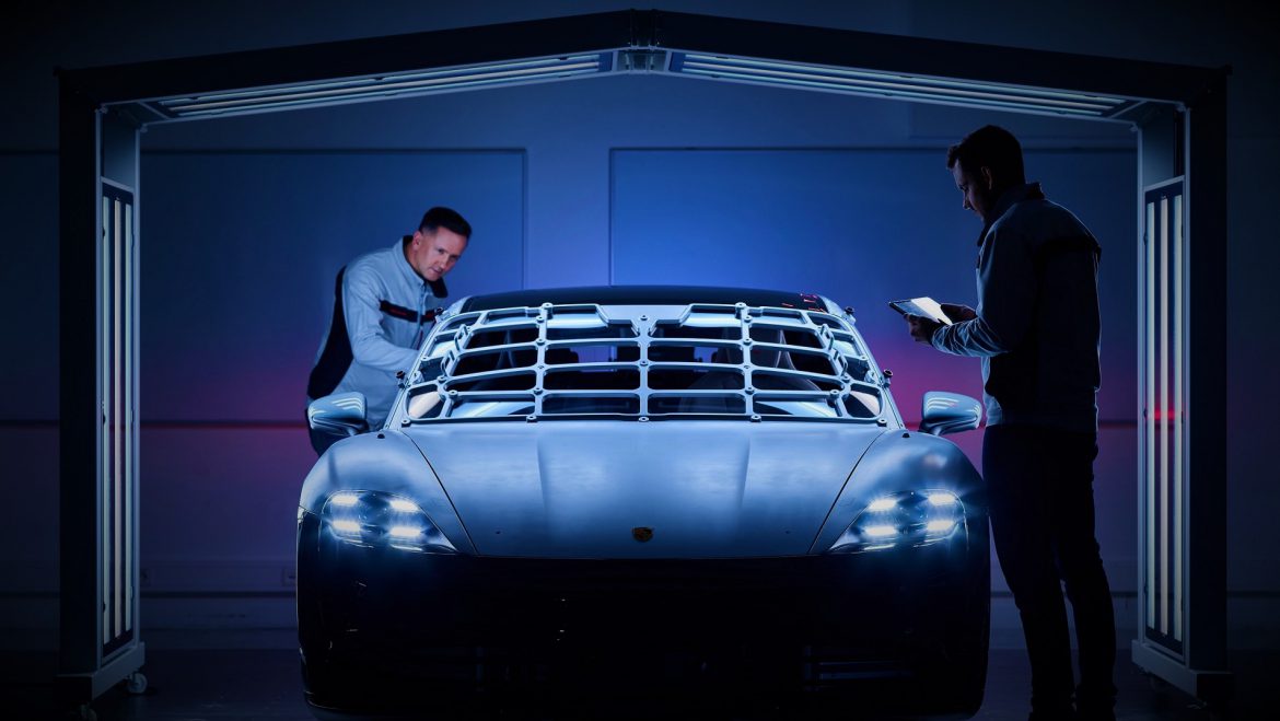 Porsche Ventures a investit în compania South 8 Technologies, un inovator în baterii cu litiu-ion