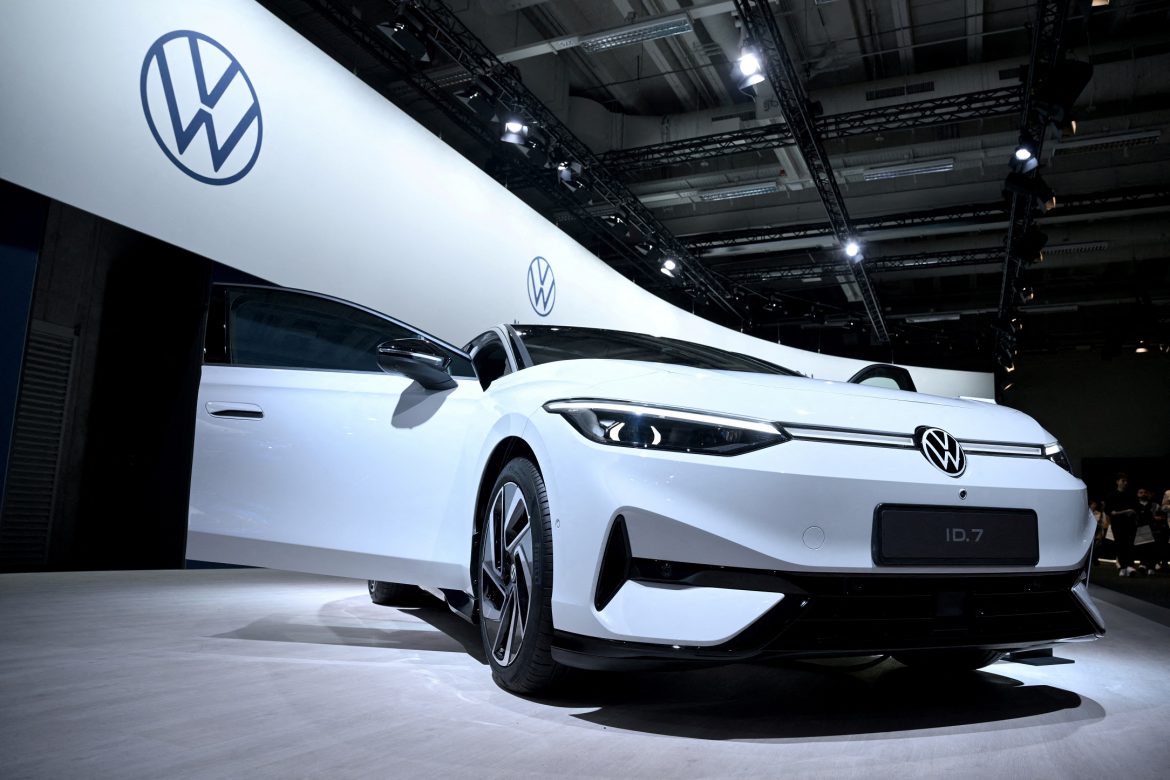 Volkswagen AG își propune să înceapă producția de baterii pentru vehicule electrice anul viitor