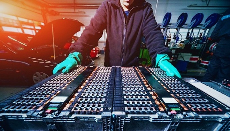 Automotive Cells Company, sprijinită de Stellantis, a oprit construcția fabricilor din Germania, și Italia