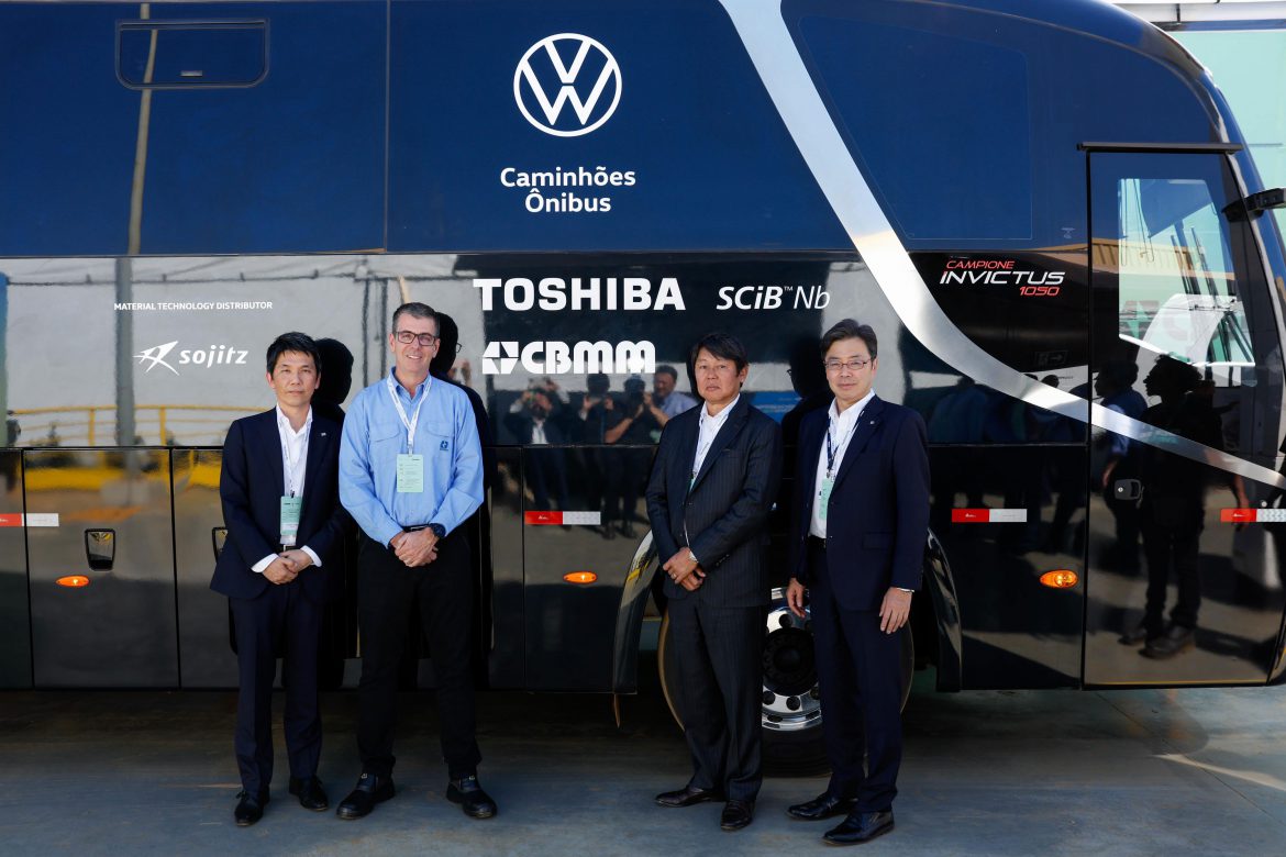Toshiba Corporation, Sojitz Corporation și CBMM din Brazilia au dezvăluit un prototip de autobuz electric cu încărcare ultra-rapidă,.