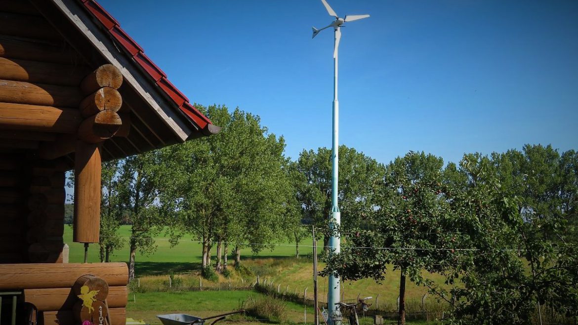 Pași esențiali pentru instalarea unei turbine eoliene industriale sau chiar “homemade”.