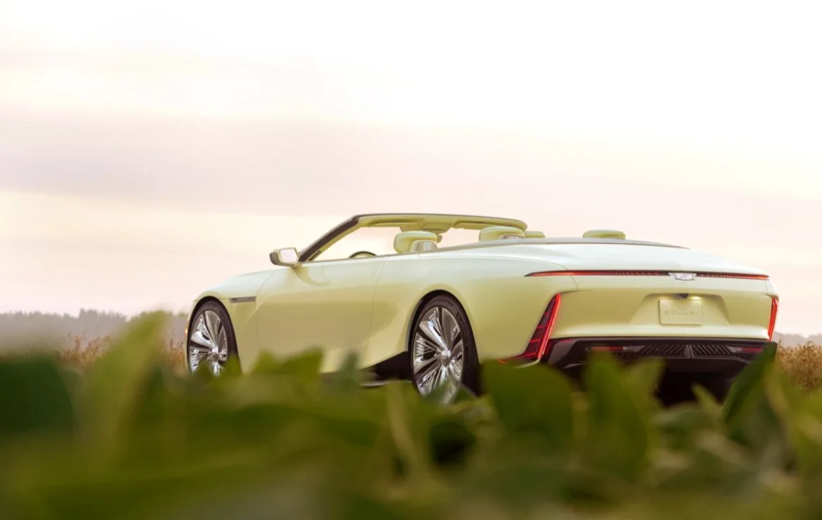 Cadillac SOLLEI: Cabriolet Electric de Lux, reprezintă o combinație între lux, inovație și sustenabilitate