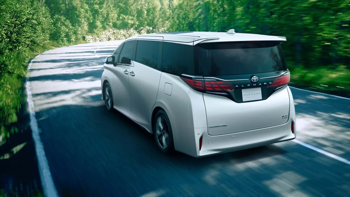 Toyota lansează modelele Alphard și Vellfire PHEV în Japonia; Primul minivan PHEV din Japonia