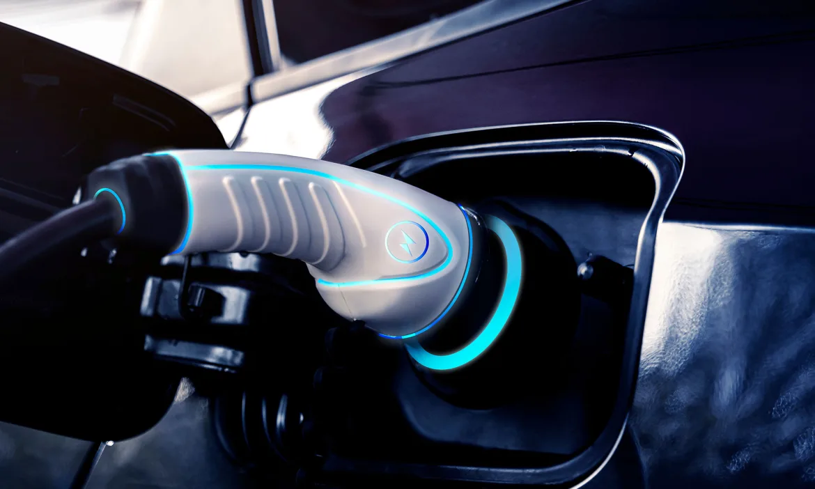 Ford Revoluționează Încărcarea EV: Tehnologie cu Multiple Porturi pentru Timp Redus de Alimentare