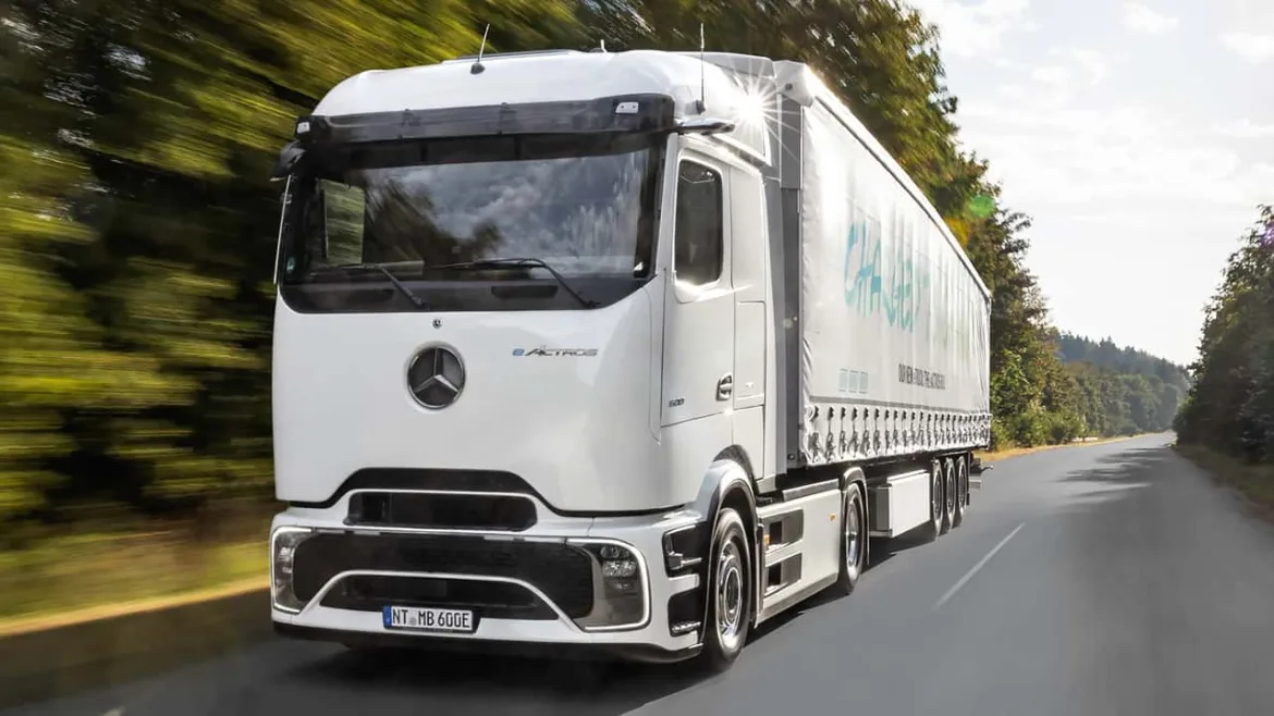 Mercedes-Benz Trucks își extinde portofoliul de camioane electrice cu baterie bazate pe eActros 600