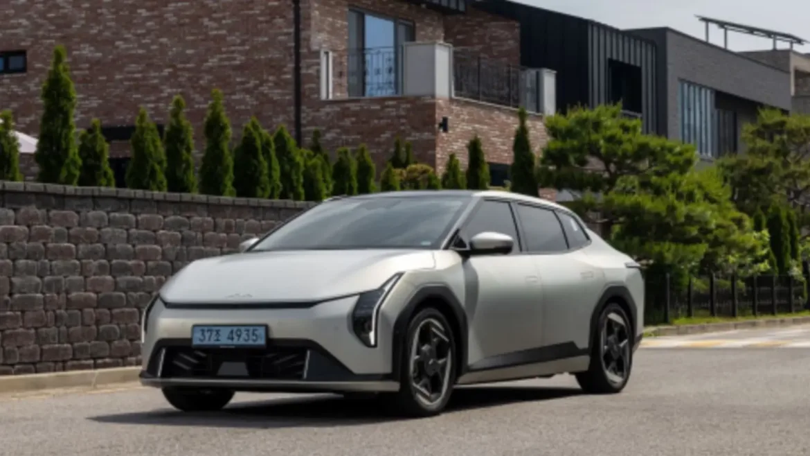 Kia dezvăluie specificațiile complete ale modelului EV4
